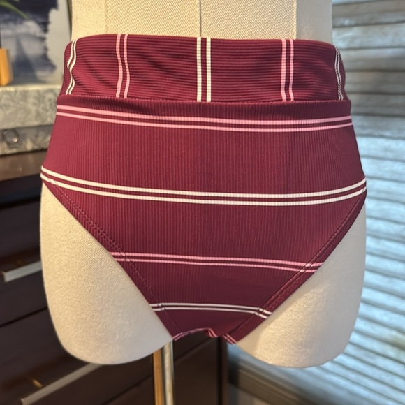 Woman's Freshwater Striped Burgundy Bikini Set. Size S/M - Picture 3 of 8